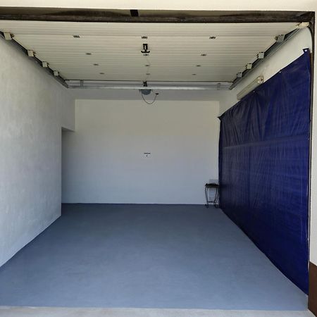 מרינה Villa Sunshine Baum מראה חיצוני תמונה